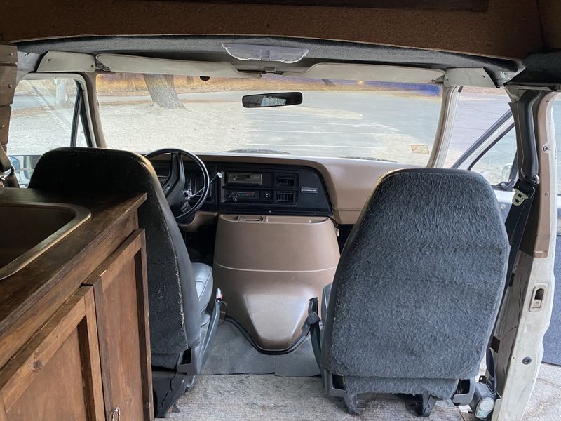 Picture 4/22 of a 1988 Ford E350 High Roof camper van for sale in Simi Valley, California