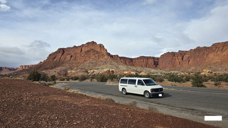Picture 2/27 of a 2002 Chevrolet Express van 1500 for sale in Round Rock, Texas