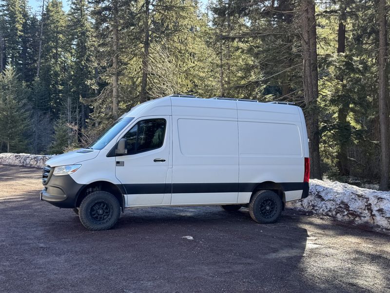 Picture 5/30 of a 2020 Mercedes-Benz Sprinter 2500 144” High Roof 4x4 for sale in Irvine, California