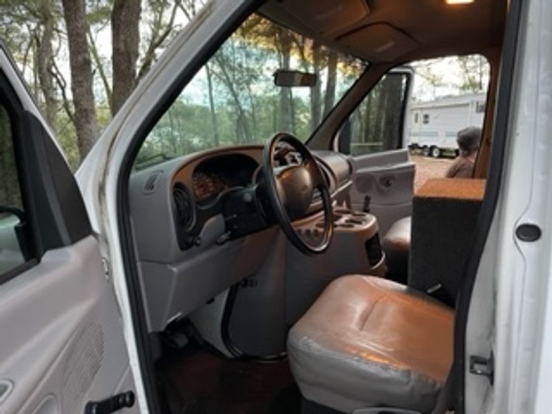 Picture 3/17 of a 2000 E350 Custom Build Camper Van for sale in Dade City, Florida