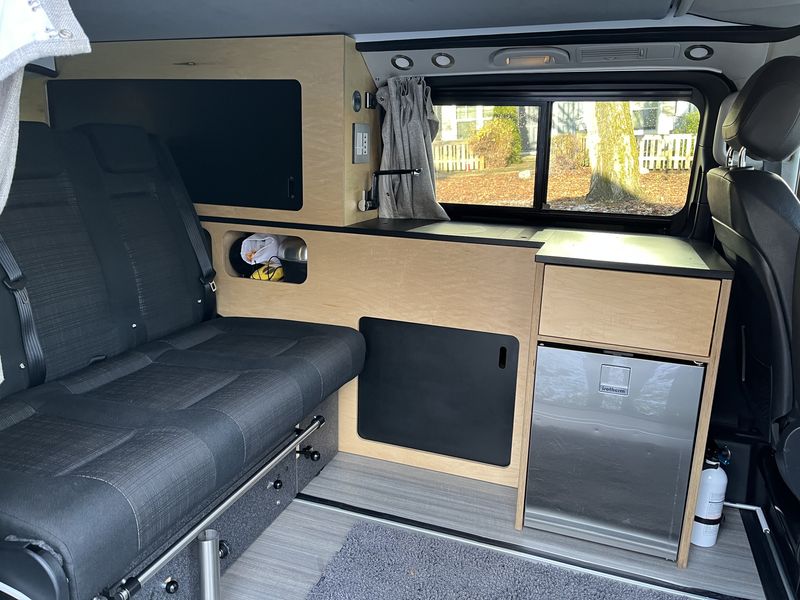 Picture 3/15 of a Peace Vans Full Camper, 2016 Mercedes Metris for sale in Seattle, Washington