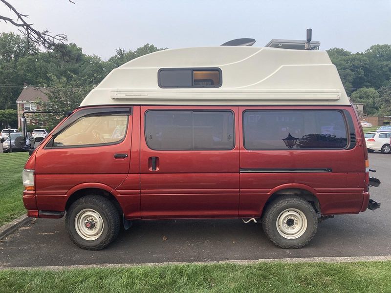 Picture 4/44 of a 1994 Toyata Hiace 4wd Super GL  for sale in Doylestown, Pennsylvania