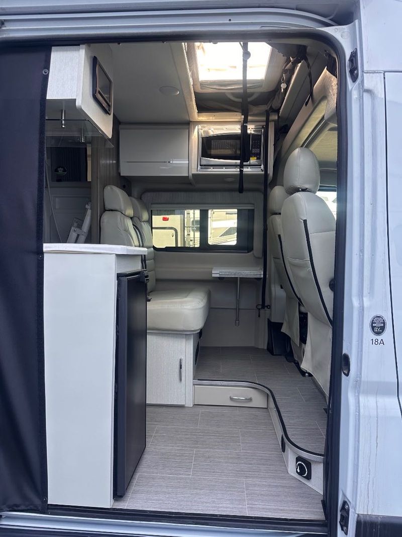 Picture 3/8 of a 2023 Thor Rize 18A *Low Miles* for sale in Pacific Grove, California