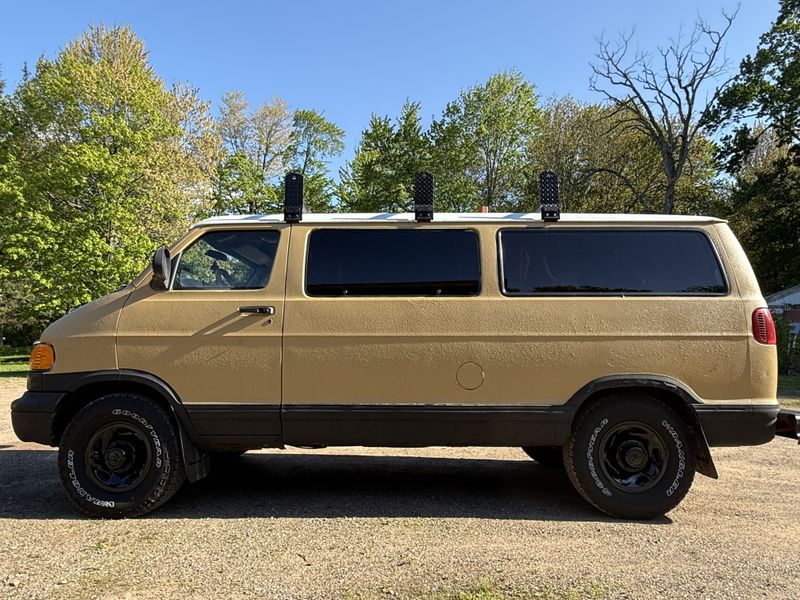 Picture 2/7 of a 2001 Dodge B2500 V8 for sale in Eau Claire, Wisconsin