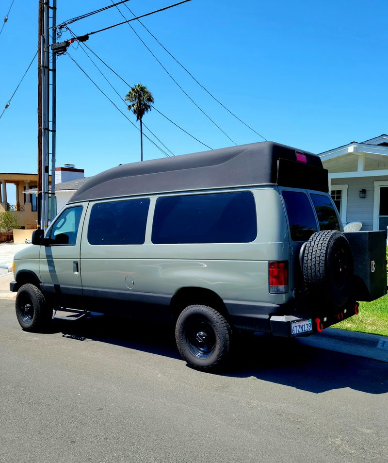 Picture 4/13 of a 2006 Ford E350 Superduty Camper Van for sale in Laguna Beach, California