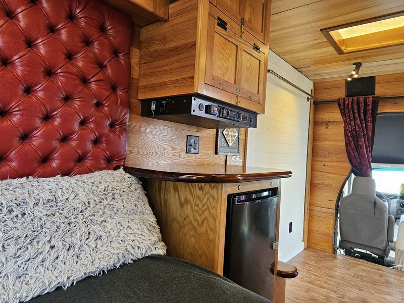 Picture 5/26 of a e450 Ice Truck converted to off-grid camper for sale in El Sobrante, California