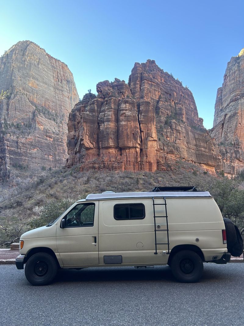 Picture 1/28 of a 2000 Sportsmobile Ford E-350 Camper Van – Pop Top for sale in Bend, Oregon