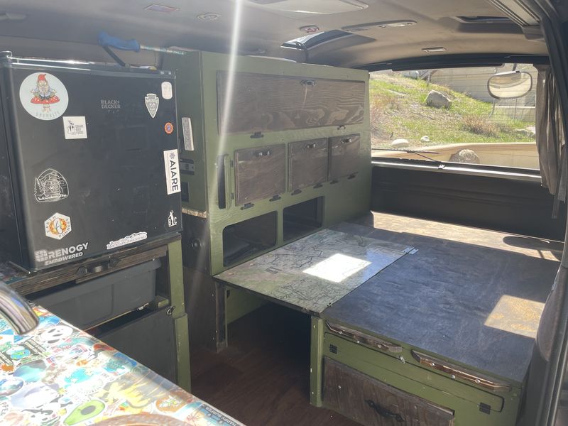 Picture 2/12 of a 1994 Toyota Hiace Living Saloon for sale in Fort Collins, Colorado