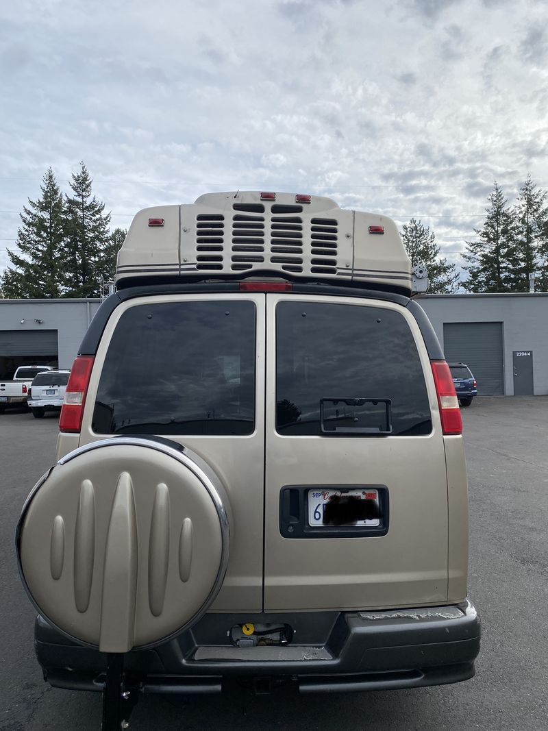 Picture 3/21 of a 2007 Road Trek 190 Versatile CamperVan for sale in Troutdale, Oregon