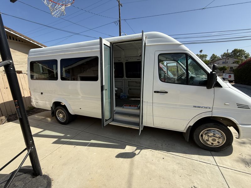 Picture 5/16 of a 2006 t1n turbo Diesal sprinter low low miles for sale in Ventura, California