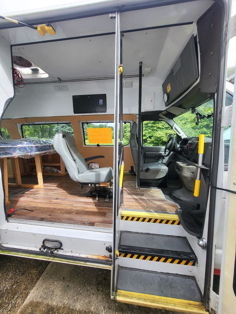 Picture 5/8 of a 2014 Ford E350 for sale in Rockford, Michigan