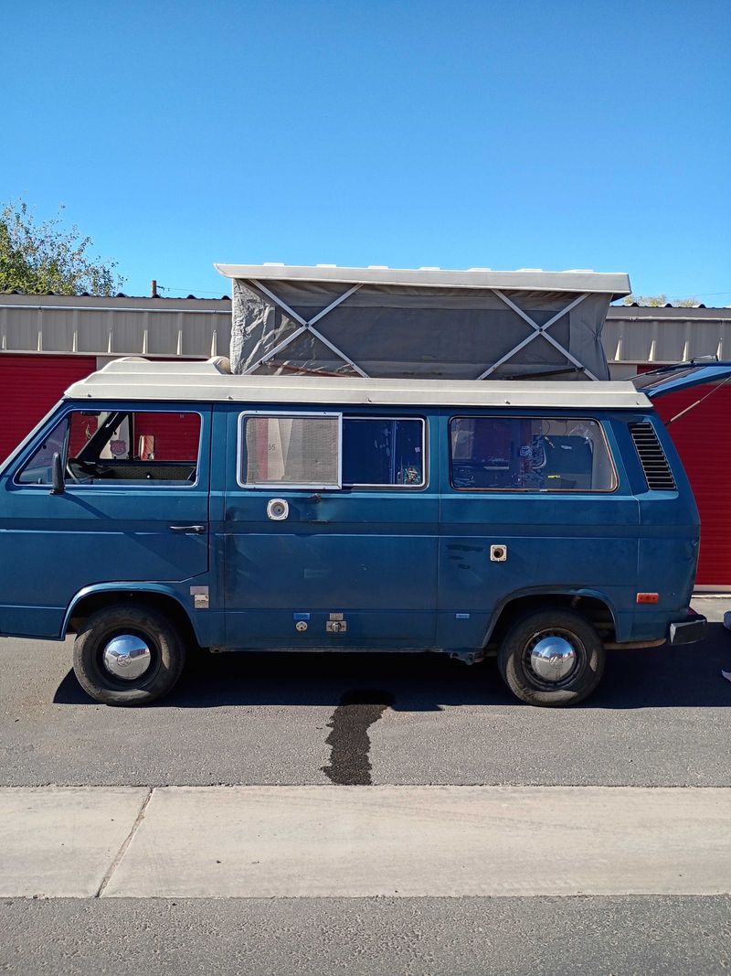 Picture 2/22 of a 1985 VW Country Campervan for sale in Phoenix, Arizona