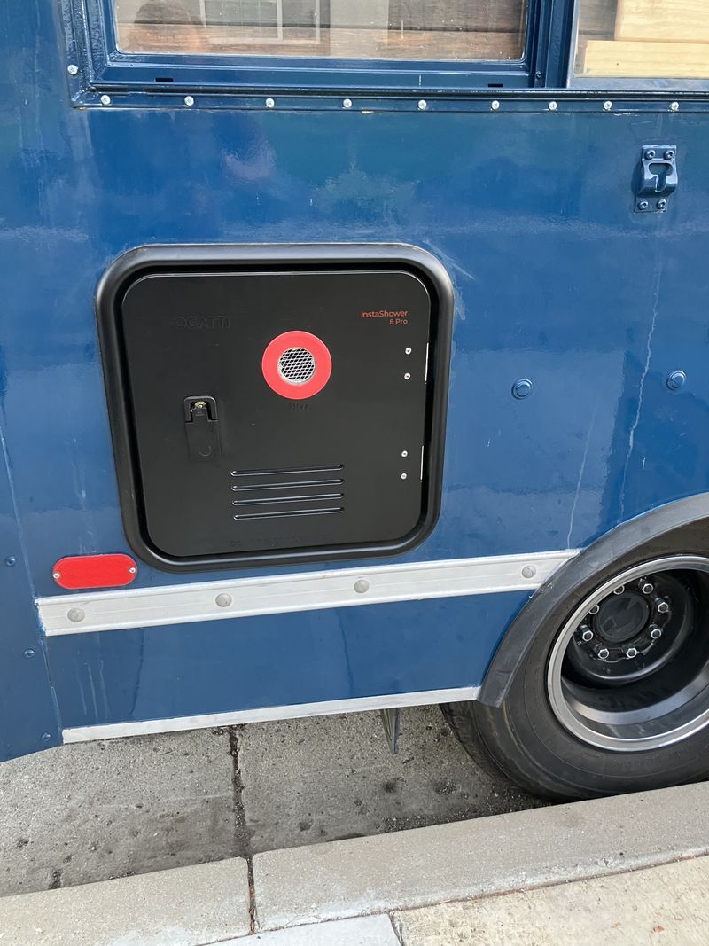 Picture 5/11 of a 1991 Chevy G30 Box Van Conversion for sale in Austin, Texas