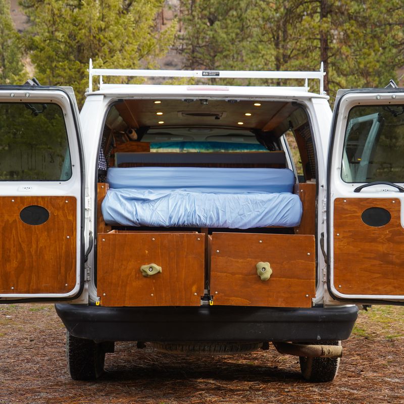 Picture 3/15 of a 2006 Ford E-350 for sale in Boise, Idaho