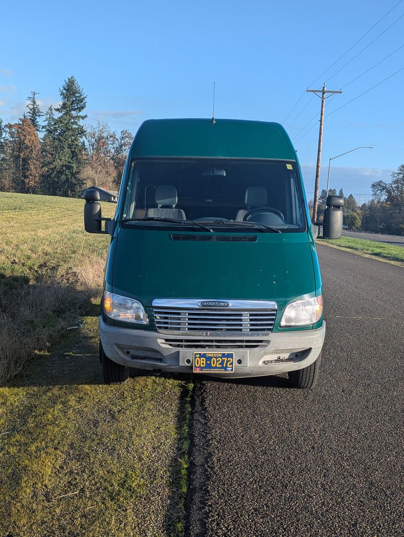 Picture 5/23 of a 2002 Freightliner Sprinter 3500 SHC for sale in Beaverton, Oregon