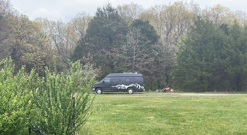 Picture 3/19 of a 2003 Ford Econoline E250 for sale in Gates, Tennessee