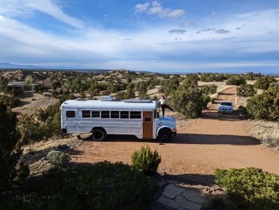 Photo of a Camper Van for sale: 1992 International DTA 360 Skoolie