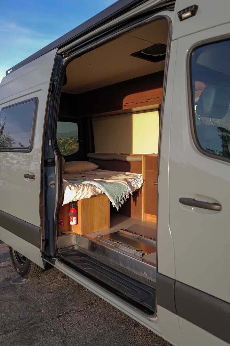 Picture 3/15 of a Mercede Sprinter 2500 converted by Texino for sale in Los Angeles, California