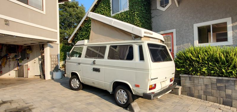 Picture 3/9 of a 1986 Vanagon GL Westfalia  for sale in Camarillo, California