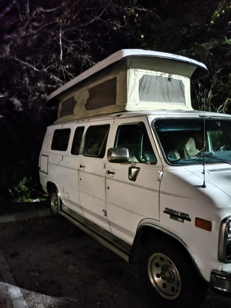 Picture 1/5 of a 1992 Chevy g 20 sportsmobile for sale in Punta Gorda, Florida