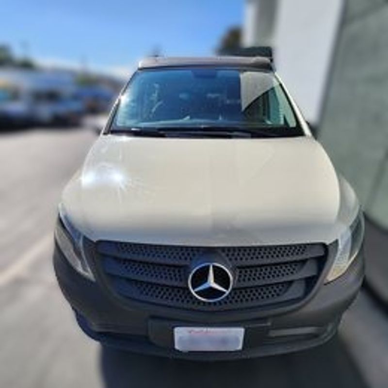 Picture 3/30 of a Mercedes-Benz 2022 Diverge metris cargo for sale in Compton, California
