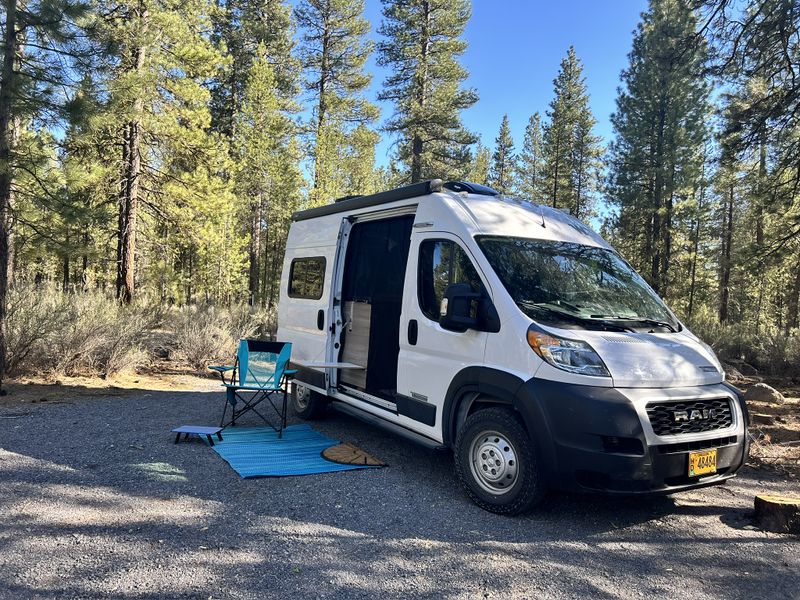 Picture 1/27 of a 2022 Winnebago Solis Pocket 36A for sale in Santa Fe, New Mexico