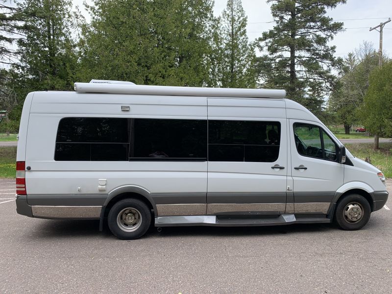 Picture 2/14 of a 2012 Winnebago ERA (Sprinter, Diesel) for sale in Duluth, Minnesota