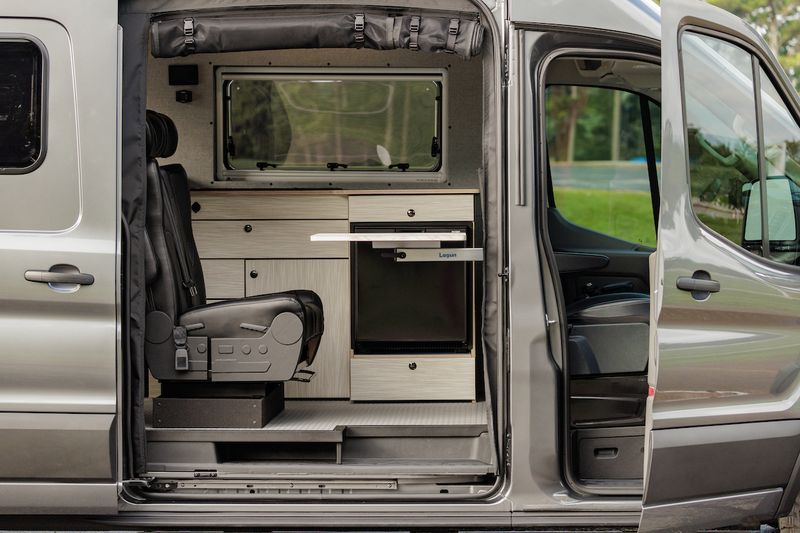 Picture 5/16 of a 2023 Ford Transit HR AWD Custom Adventure Van for sale in Chattanooga, Tennessee