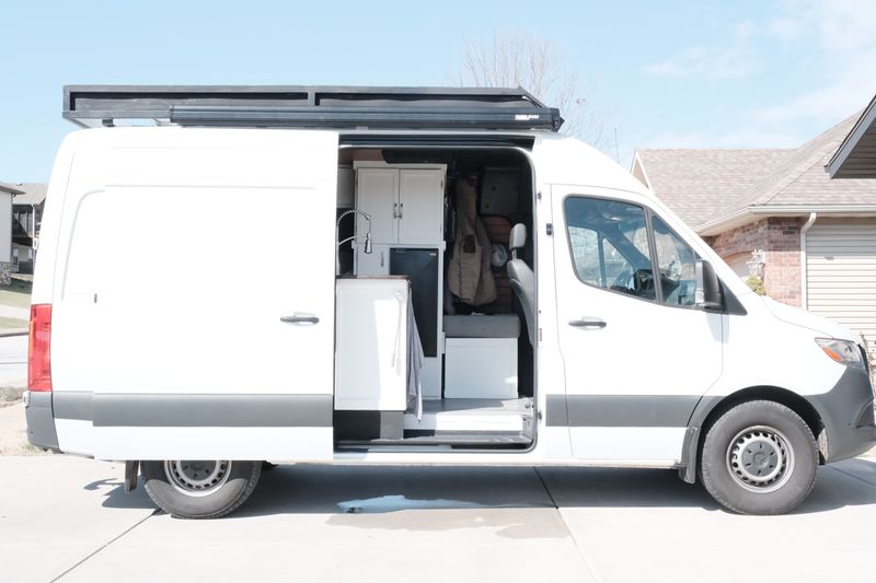 Picture 2/9 of a 2021 Mercedes Sprinter van 144 for sale in Springfield, Missouri