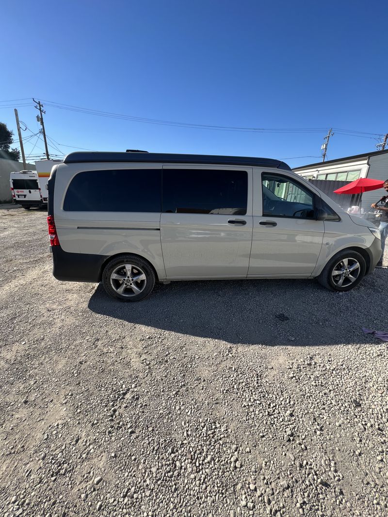 Picture 3/9 of a Mercedes-Benz Metris Camper 2022 for sale in Redwood City, California