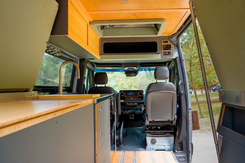 Picture 6/8 of a Mercedes Benz Sprinter Texino Switchback Campervan 4x4 for sale in Los Angeles, California