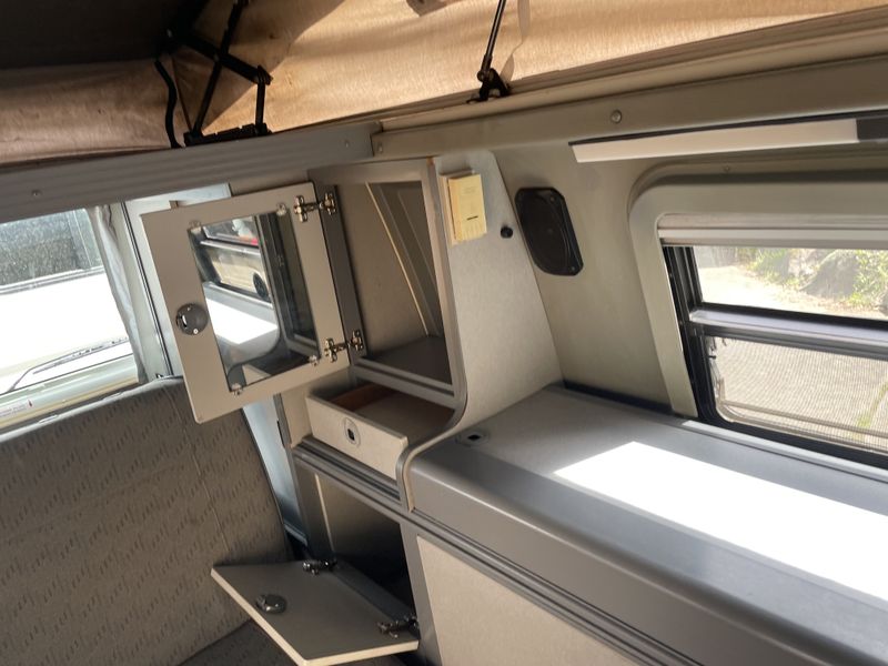 Picture 4/11 of a 1995 Eurovan full Camper 5speed manual for sale in Seattle, Washington