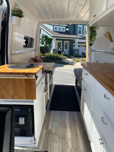 Photo of a Camper Van for sale: 2013 Sprinter 2500 144" High Roof - incl. all accessories