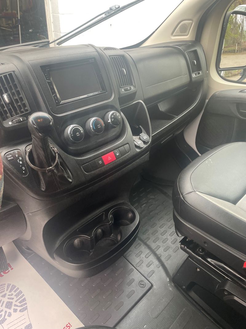 Picture 4/13 of a 2017 Dodge Ram Promaster 2500 for sale in Ann Arbor, Michigan