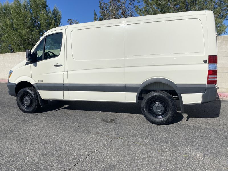 Picture 2/9 of a 2015 MERCEDES BENZ SPRINTER 4X4 DIESEL V6 for sale in Irvine, California