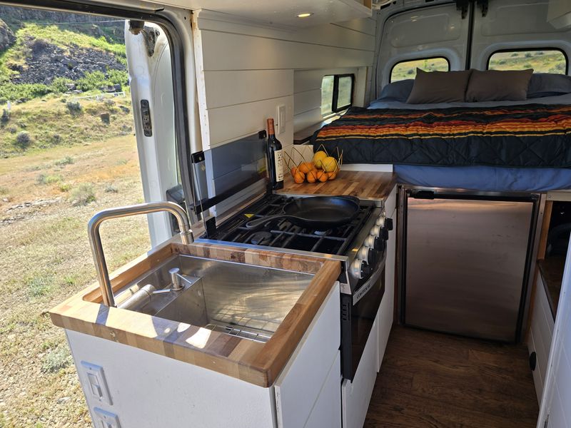 Picture 4/21 of a 2020 Ford Transit AWD 350 Extended Camper Van Overlander for sale in Portland, Oregon