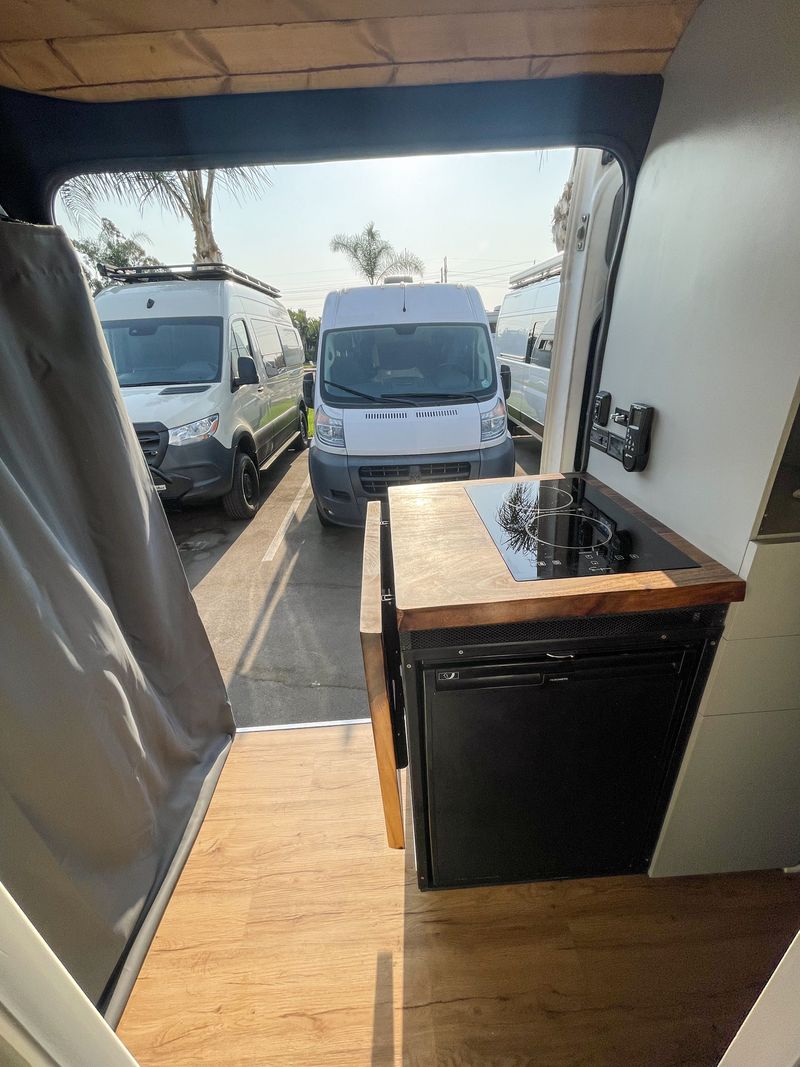 Picture 4/20 of a NEW Factory Engine! Bed Lift, Shower, and 600 Amp Hours for sale in San Diego, California