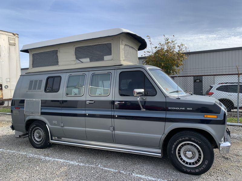 Picture 1/43 of a 1989 Ford E150 Sportsmobile Campervan with Penthouse Pop-Top for sale in Louisville, Kentucky