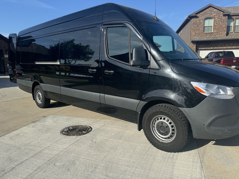 Picture 2/3 of a 2022 Mercedes sprinter for sale in Fort Worth, Texas