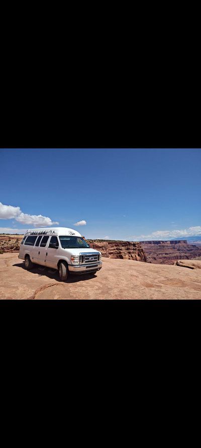 Photo of a Camper Van for sale: 2009 Ford E-350 xlt super duty