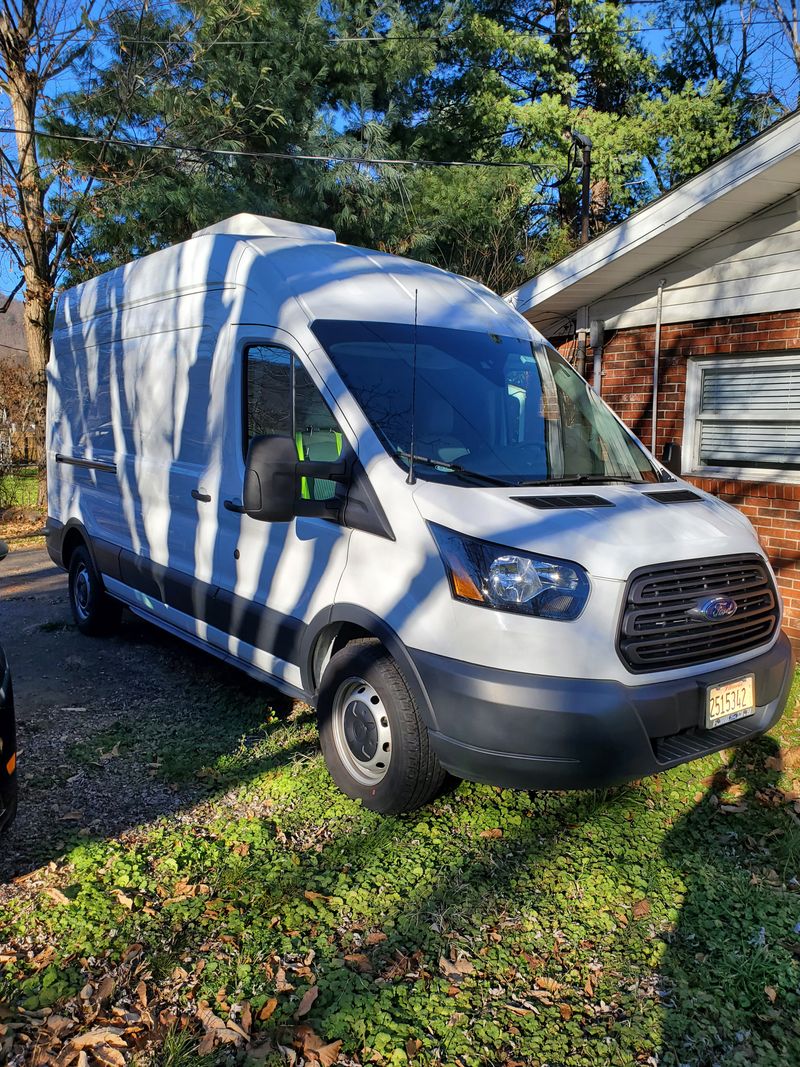 Picture 2/15 of a 2018 Ford Transit 250 High Roof Medium Length Full Sleeper for sale in Asheville, North Carolina