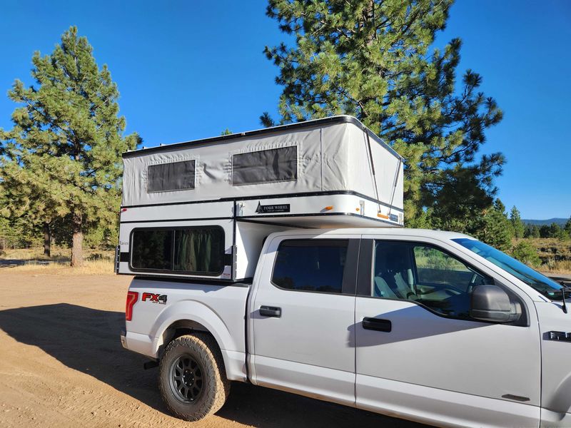 Picture 4/14 of a 2021 Four Wheel Camper Raven for sale in Truckee, California