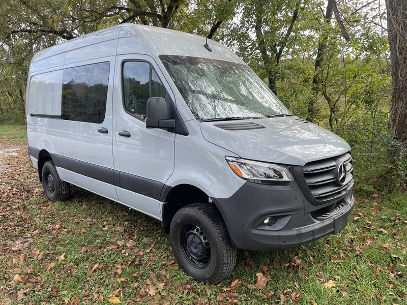 Picture 4/25 of a Stoutlander HLR – New 2024 Mercedes Sprinter 144 AWD for sale in Knoxville, Tennessee