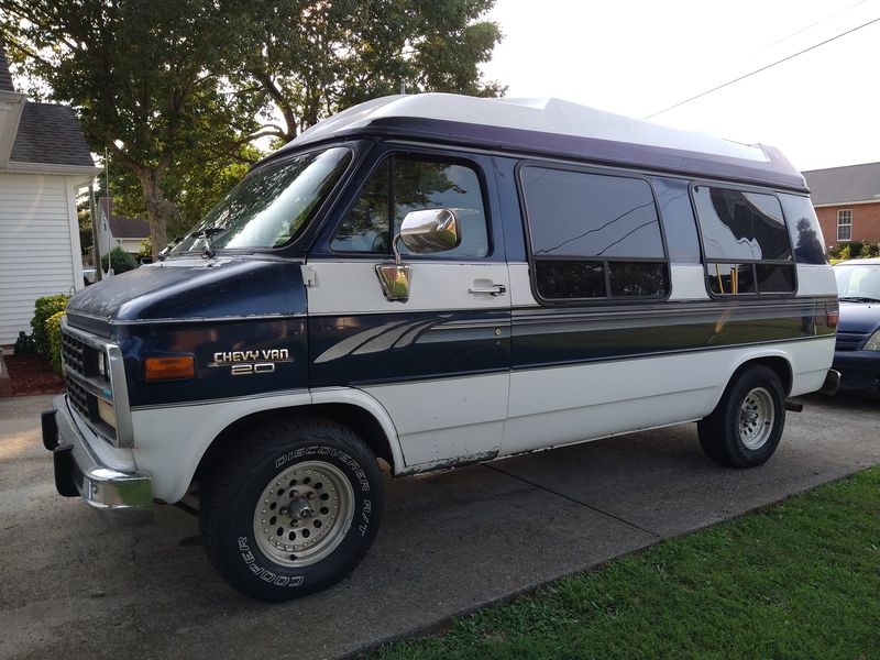 Picture 1/27 of a 1995 Chevrolet G20 High Top for sale in Bowling Green, Kentucky