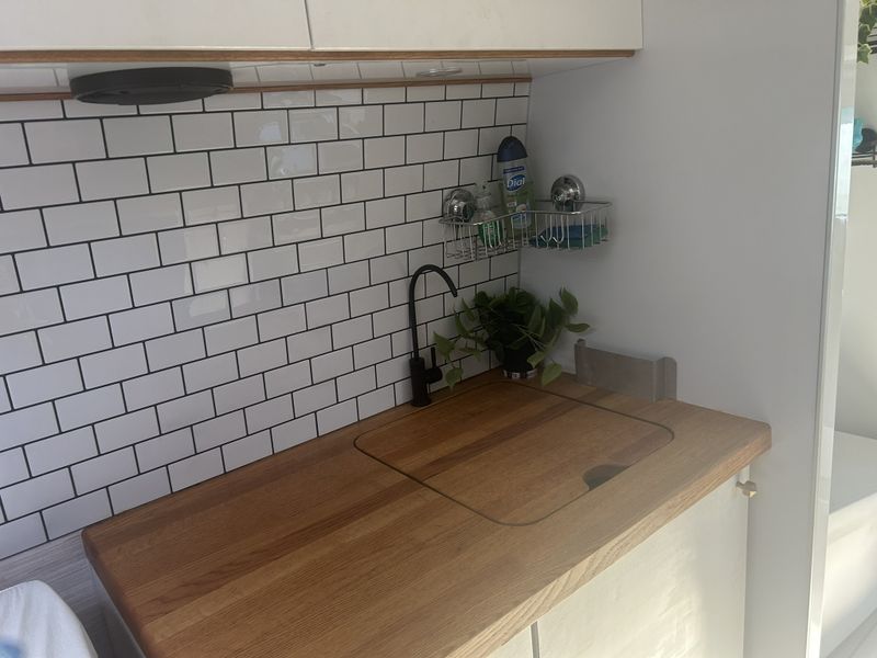 Picture 4/33 of a 2005 Dodge Sprinter Custom Campervan for sale in Ocoee, Florida