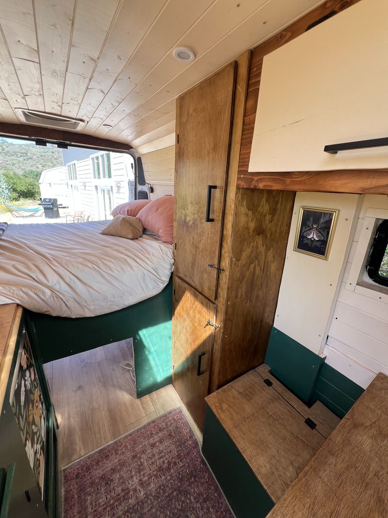 Picture 4/24 of a Gorgeous and Cozy 2019 RAM Promaster 2500 Build-out for sale in Escondido, California