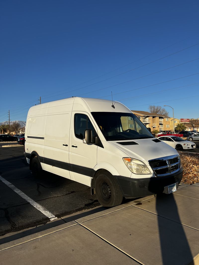 Picture 1/11 of a 2008 Dodge Sprinter 2500 for sale in Saint George, Utah