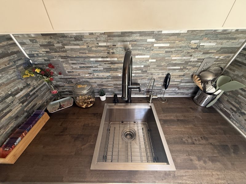 Picture 5/31 of a 2023 Sprinter Luxury Campervan (MOTIVATED TO SELL) for sale in Scottsdale, Arizona