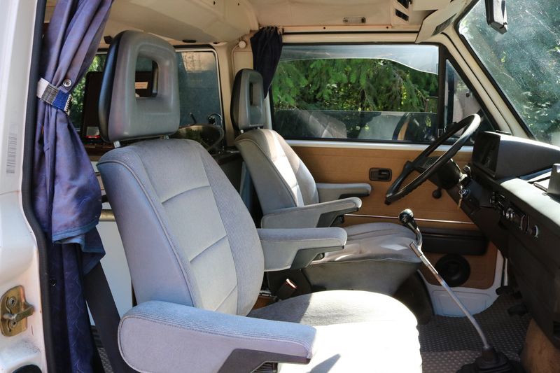 Picture 2/12 of a 1984 VW Camper Van for sale in Olympia, Washington