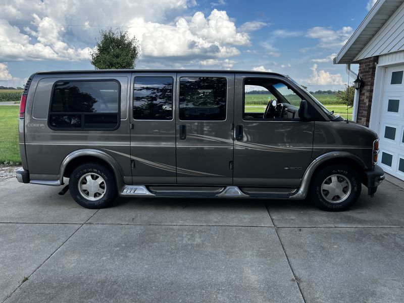 Picture 5/27 of a 2000 Chevy Express 1500 Conversion Van Camper for sale in Muncie, Indiana